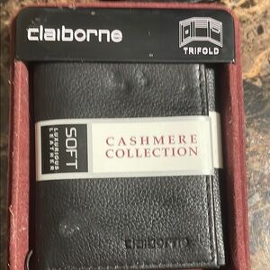 Claiborne Black Key Card Holder Pebbled Leather